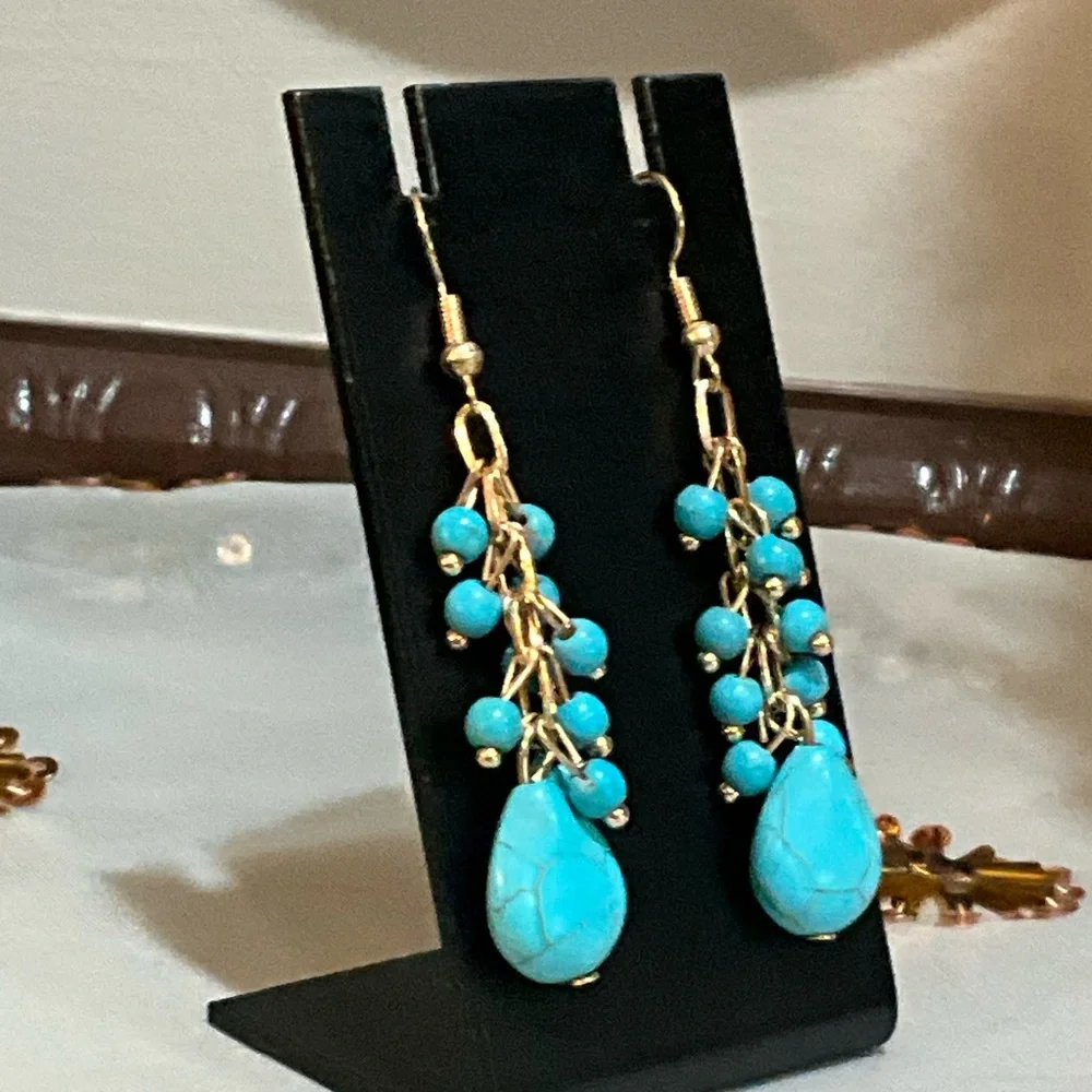 Turquoise and Gold Dangle Earrings - Picture 4 of 6